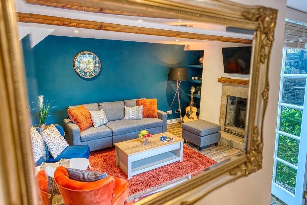 Delightful Two-Bedroom Cottage In The Heart Of Bakewell Exterior foto